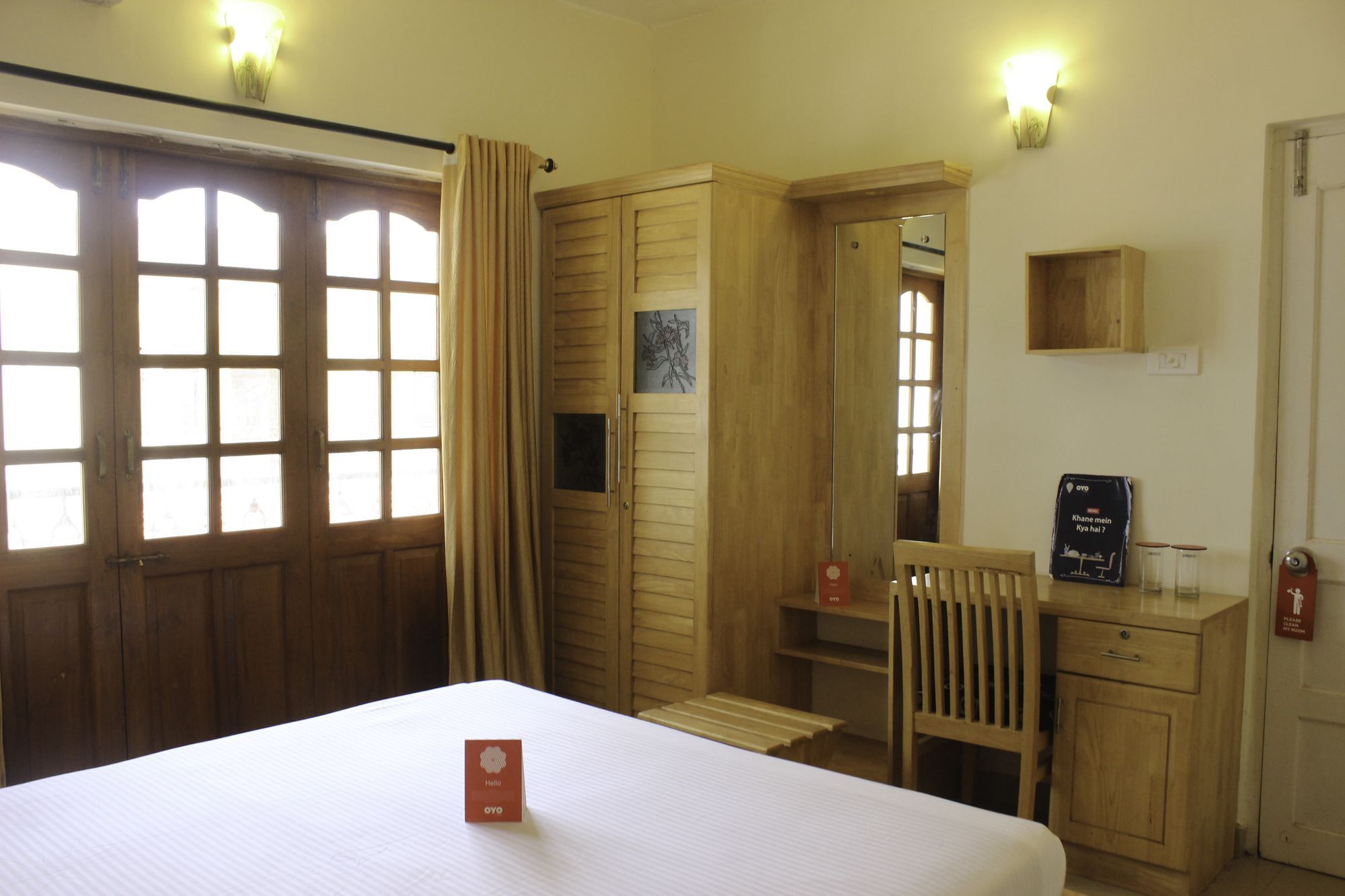 Oyo 7333 V Palms Hotel Candolim Bagian luar foto